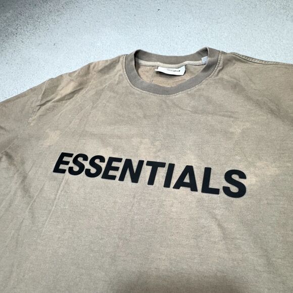 Fear of God Essentials Shirt Mens Large Beige Applique Boxy Khaki Logo Spell Out - Picture 4 of 16